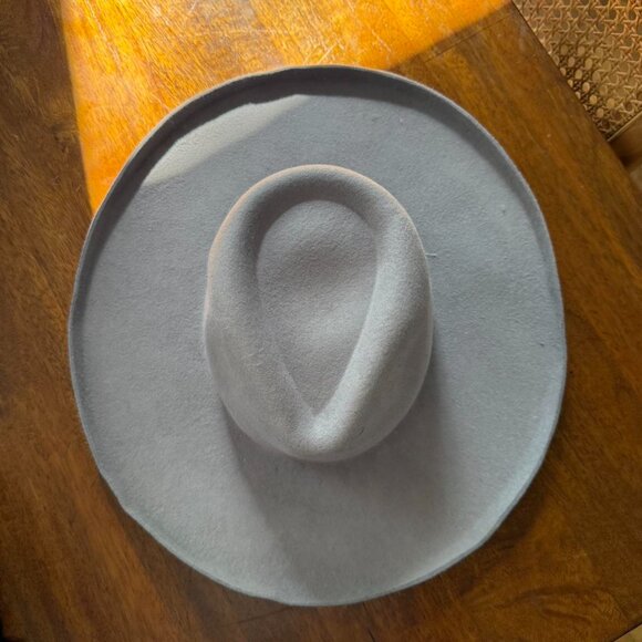 Olive & pique gray wool felt wide brim hat